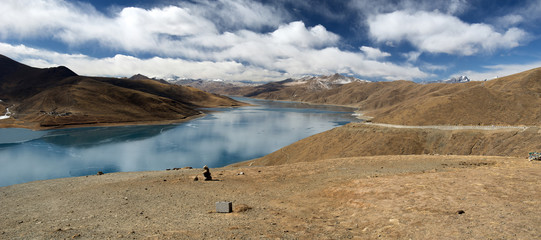 Yamdrok lake, Tibet