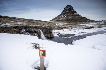 Warning sign at Kirkjufellsfoss