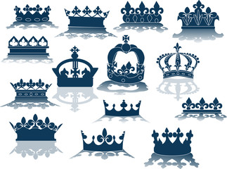 blue fifteen crowns collection