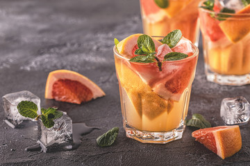 Grapefruit homemade cocktail/detox fruit infused water