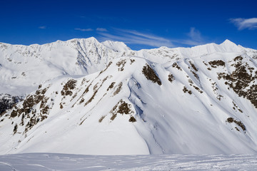 Obraz premium panorama invernale dalla cima del pizzo Foisc, nelle alpi Lepontine (Svizzera)