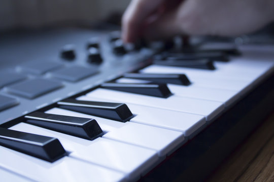 DJ controlling knobs