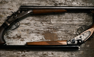 Double barrel hunting gun