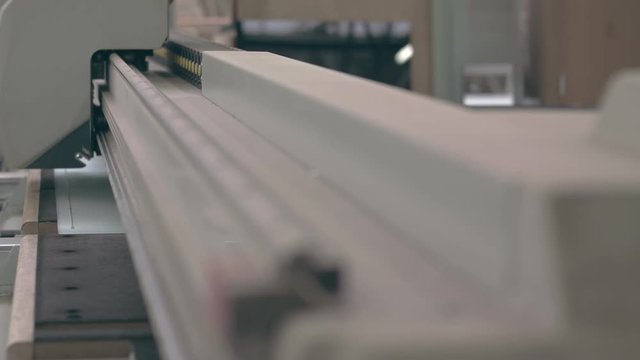 Automatic custom factory glass cutter