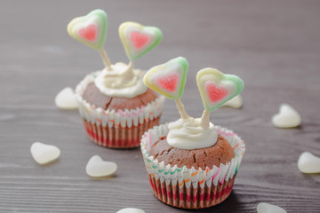 muffins festive,baking for Valentine's Day,The 14th of February,muffins for holidays,muffins for Valentine's Day,muffins with the symbolism of the heart,homemade baking,muffins decorated,muffins with 