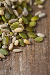 bunch of salad seed mix