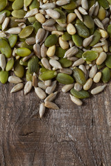 bunch of salad seed mix