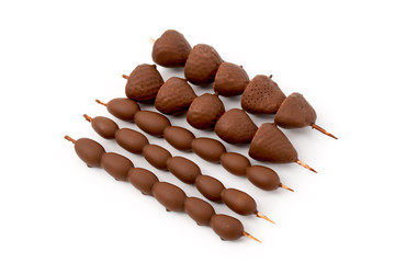 Schokolierte Obstspieße
