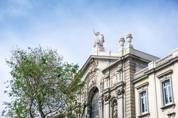 Fototapeta na wymiar Traditional antique city building in Madrid