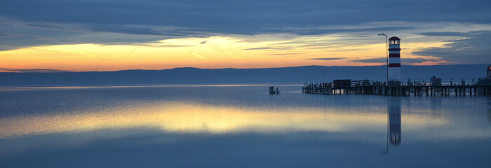 Lago di Neusiedl visto da Podersdorf am See in Austria