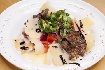 Salad plate with beef and pork