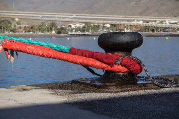 Poller am Hafen