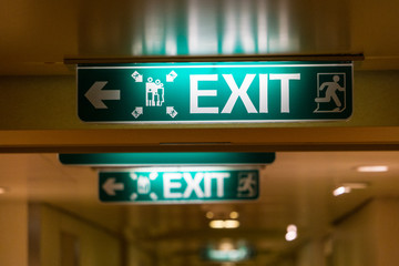 EXIT Zeichen - Fluchtweg