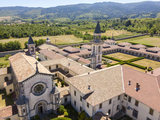 Vista aerea della Certosa di Serra San Bruno,  monastero certosino, Vibo Valentia, Calabria, Italia