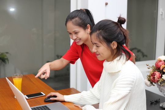 The women using computer