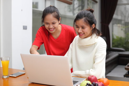 The women using computer