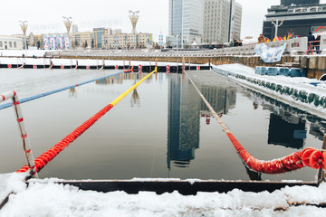 Swimming pool for winter
