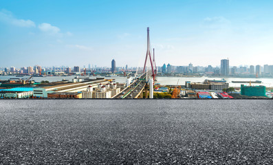 Fototapeta premium Yangpu Bridge in Shanghai, China