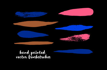 Graffiti Lines. Hand Painted Blue Buttons, Turquoise Highlights. Vector Brushstrokes or Banners. Textured Doodles or Smears. Background Colorful Swatch Collection Vintage Logo Element. Scribble Paint