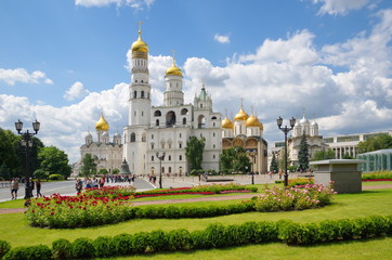 Fototapeta na wymiar Moscow, Russia - July 11, 2017: The Architectural ensemble of Moscow Kremlin cathedrals