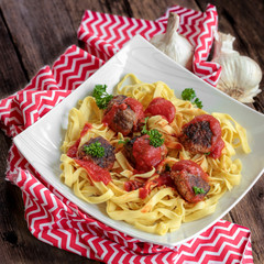 boulettes de viande & Tagliatelles 1