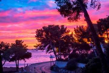Coucher de soleil sur la Baie du Lazaret à La Seyne-sur-Mer