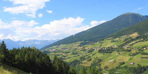 Fototapeta na wymiar Berglandschaft in Südtirol