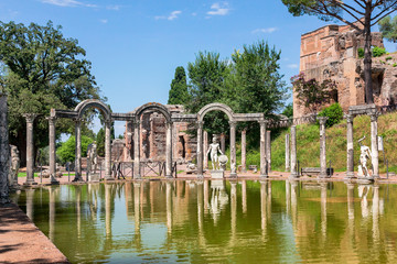 Hadrian's villa in Tivoli - obrazy, fototapety, plakaty