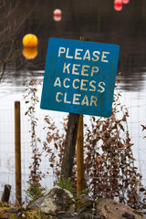 please keep clear