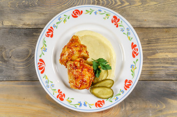 chicken with mashed potato