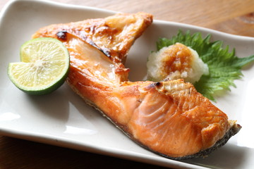 鮭　Grilled salmon