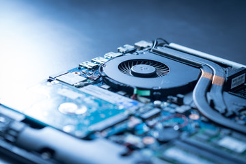Computerplatine, Lüfter und Heatpipes, Performance