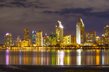 Fototapeta na wymiar San Diego at night