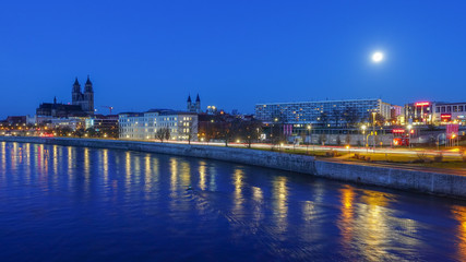 Obraz premium Magdeburg bei Nacht5
