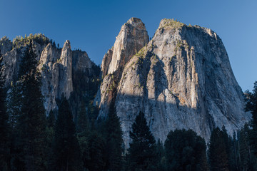 Sunrise in Yosemite Valley on The Cathedral