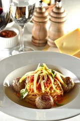 Spaguetti with Lamb Meat Balls