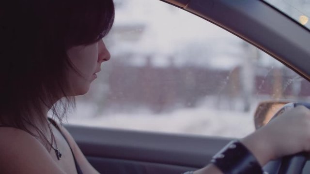 Nice brunette strats unparking car