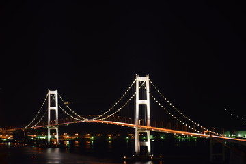 Fototapeta na wymiar 白鳥大橋の夜景