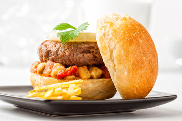 Pljeskavica in a bun