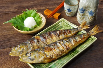 焼き魚　イワシ　Grilled fish  Sardine.