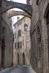 Fototapeta na wymiar Old street of Todi, Umbria