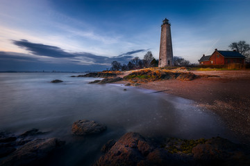 Approaching Blue Hour at Lighthouse Point Park in New Haven, Connecticut, USA. - obrazy, fototapety, plakaty