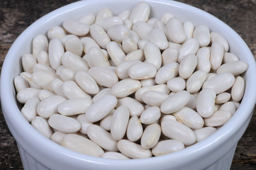 White beans. Front view.