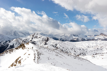 Obraz premium Winter landscape in Dolomites mountain