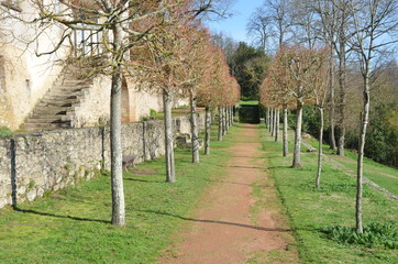 Allée du couvent des Bénédictines, Clisson, France