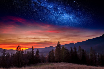 Naklejka premium Sunset in Tatras mountain in Zakopane with stars, Poland
