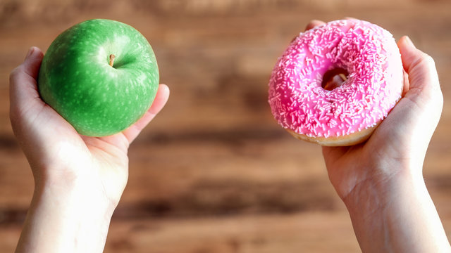 choisir entre la pomme et le donut
