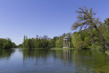 Fototapeta na wymiar Lakes of Munich