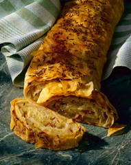 Böhmischer Krautstrudel im Anschnitt