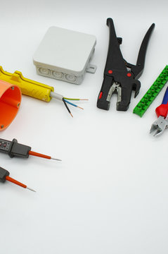 Grundausstattung elektriker werkzeug - Elektro werkzeug set